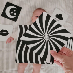 ασπρόμαυρες κάρτες για μωρά