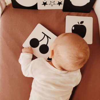 ασπρόμαυρες κάρτες για μωρό